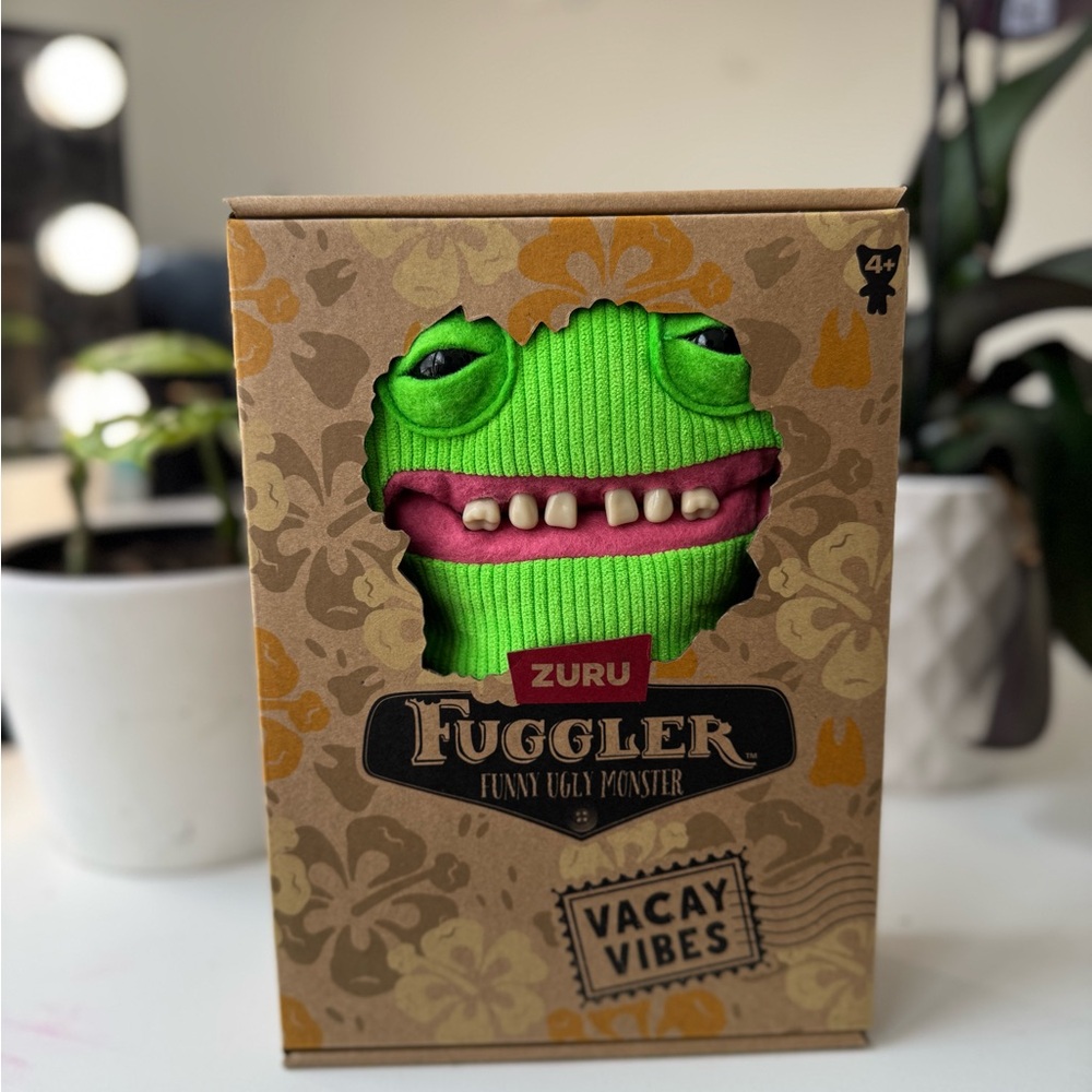 9” Vacay Vibes Fuggler “Smiley O’Riley”